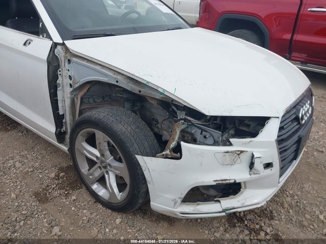 2018 AUDI A3 WAU78LFF6J1019598 Photo 5