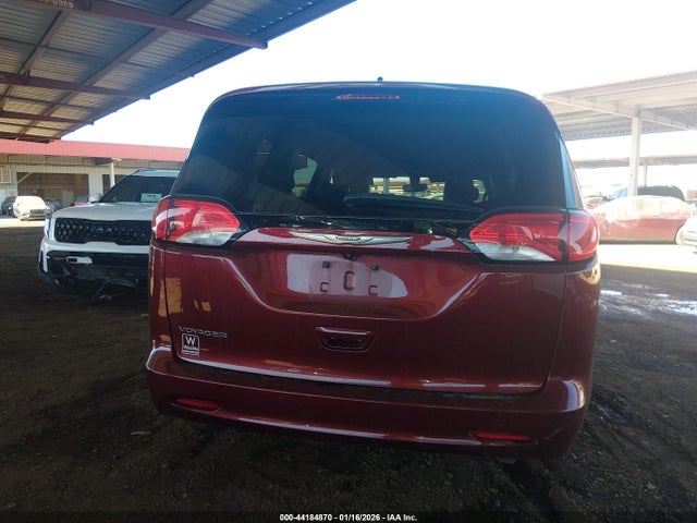 Chrysler Voyager Lxi 2021 2C4RC1DG6MR520369 Image 17