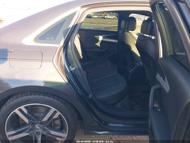 2017 AUDI A4 WAUENAF46HN018697 Photo 7