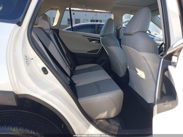 44184903 :رقم المزاد ، 2T3N1RFV6SW579665 vin ، 2025 Toyota Rav4 Limited مزاد بيع