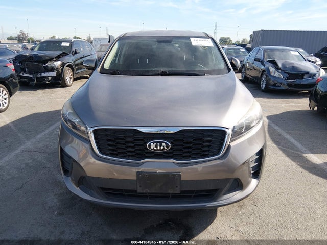 5XYPG4A56KG469909 KIA Sorento 3.3l Lx