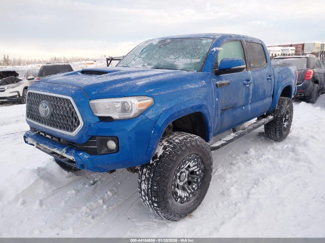 5TFCZ5AN1JX147897 Toyota Tacoma
