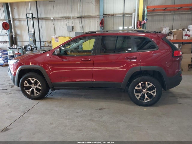 1C4PJMBBXHW510060 Jeep Cherokee Trailhawk 4x4