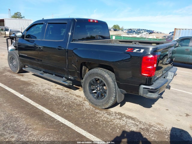 3GCUKREC9JG100890 Chevrolet Silverado 1500 2lt