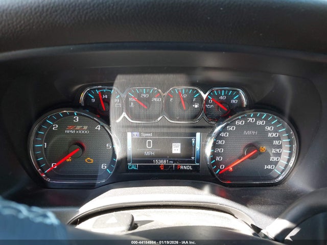 3GCUKREC9JG100890 Chevrolet Silverado 1500 2lt
