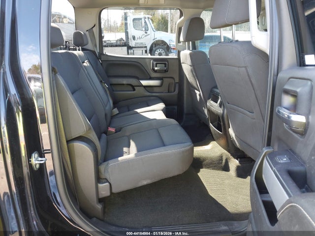 3GCUKREC9JG100890 Chevrolet Silverado 1500 2lt