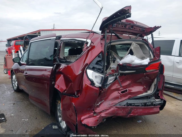 2022 CHRYSLER VOYAGER 2C4RC1CG6NR166002 Photo 2