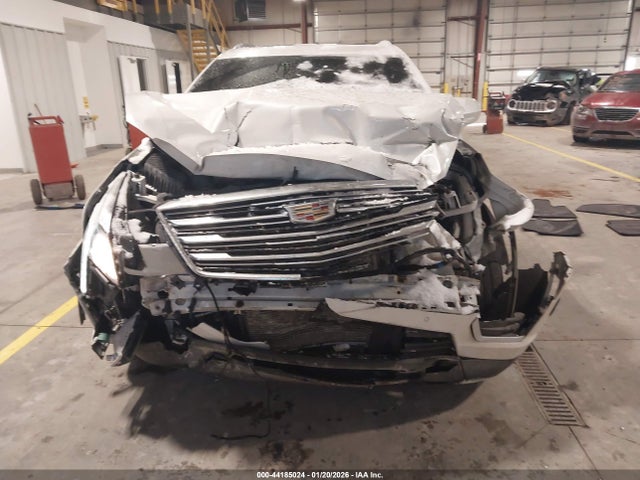 Продаж на аукціоні авто 2018 Cadillac Xt5 Luxury, vin: 1GYKNCRS3JZ248556, номер лоту: 44185024
