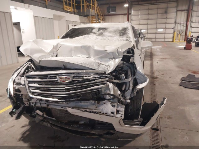 Продаж на аукціоні авто 2018 Cadillac Xt5 Luxury, vin: 1GYKNCRS3JZ248556, номер лоту: 44185024