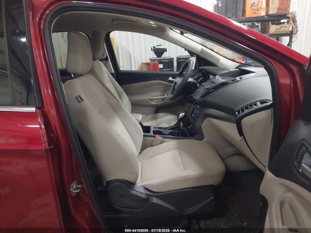 1FMCU9GD0JUC10571 Ford ESCAPE SE