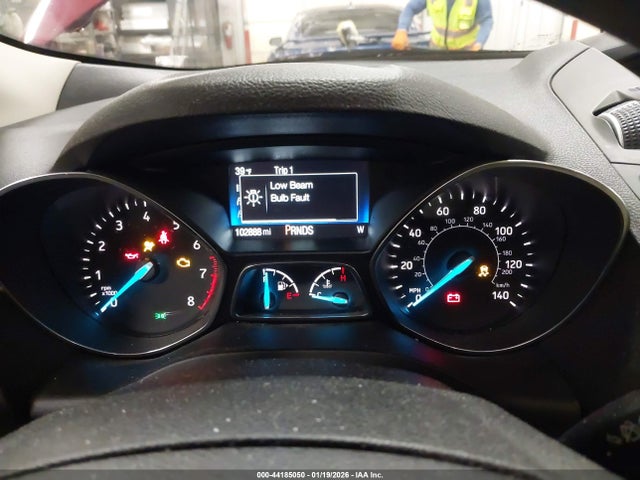 1FMCU9GD0JUC10571 Ford ESCAPE SE