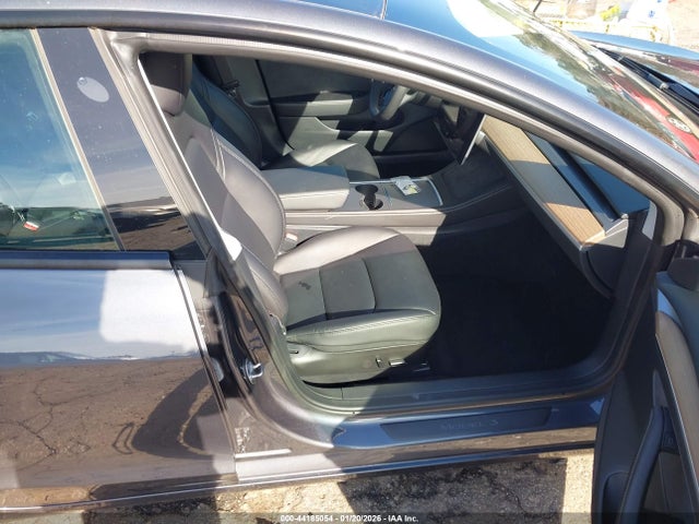 2023 Tesla Model 3 Rear-wheel Drive მანქანა იყიდება აუქციონზე, vin: 5YJ3E1EA4PF669471, აუქციონის ნომერი: 44185054