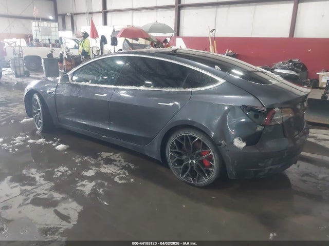 Tesla Model 3 Long Range/performance 2018 5YJ3E1EB4JF106128 Image 3