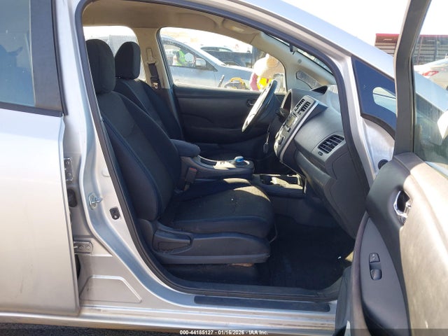 Nissan LEAF S 2014 1N4AZ0CP5EC336323 Image 5