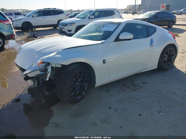 2017 NISSAN 370Z JN1AZ4EH2HM951842 Photo 1