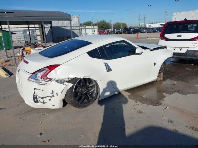 2017 NISSAN 370Z JN1AZ4EH2HM951842 Photo 3