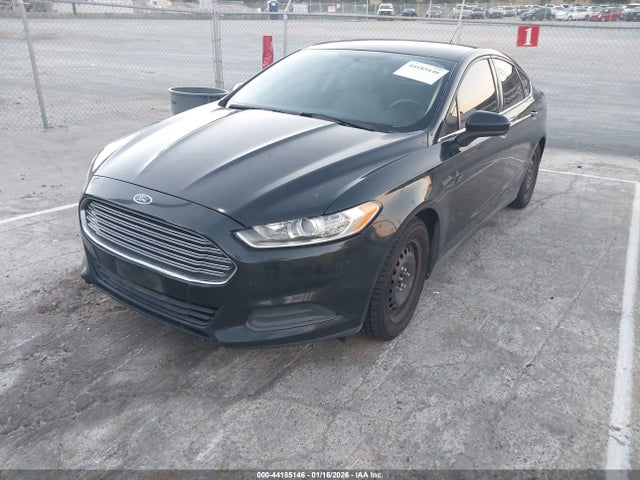 Ford FUSION S 2014 3FA6P0G77ER329770 Image 2