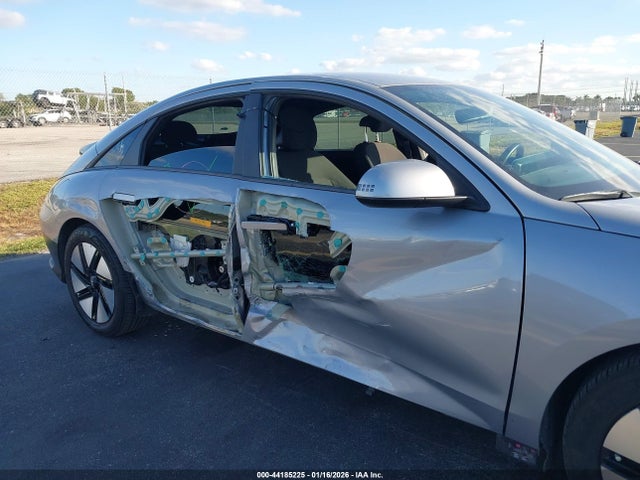 Hyundai Ioniq 6 Se 2023 KMHM24AA5PA049916 Image 6