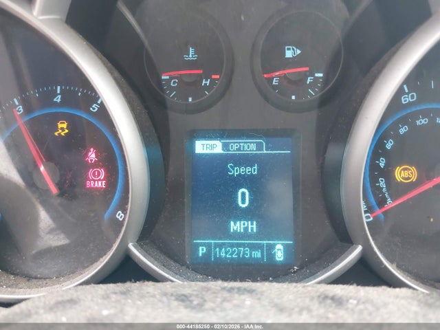 1G1PA5SH0F7137086 Chevrolet Cruze Ls Auto