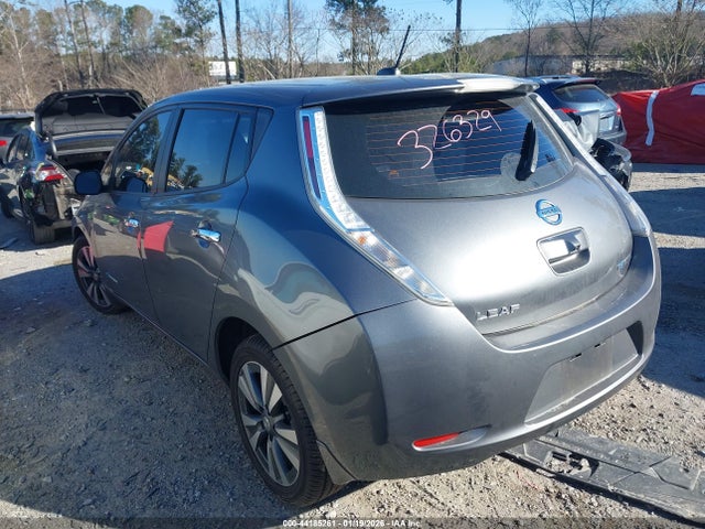 2015 NISSAN LEAF 1N4AZ0CP9FC326329 Photo 2