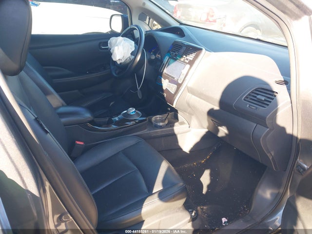 2015 NISSAN LEAF 1N4AZ0CP9FC326329 Photo 4