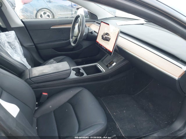 2023 TESLA MODEL 3 5YJ3E1EB5PF684232 Photo 4