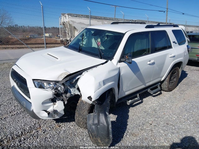 2022 TOYOTA 4RUNNER JTERU5JR2N6043258 Photo 1