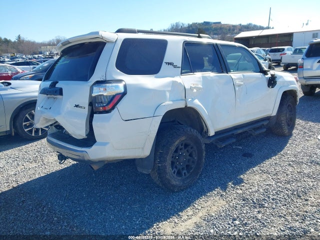 2022 TOYOTA 4RUNNER JTERU5JR2N6043258 Photo 3