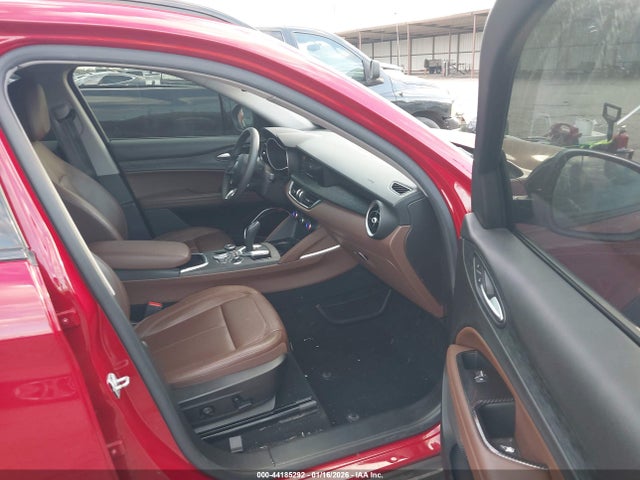 2020 ALFA ROMEO STELVIO ZASPAJAN8L7C96044 Photo 4