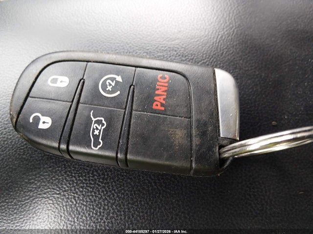 1C4RJFBG7GC490897 Jeep Grand Cherokee Limited