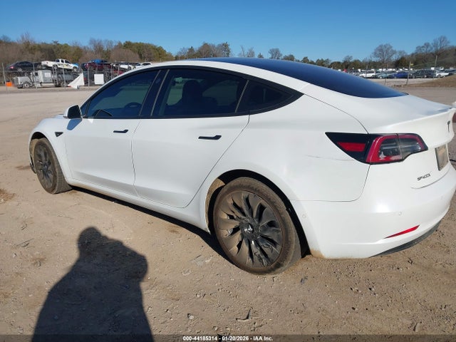 2018 TESLA MODEL 3 5YJ3E1EA6JF038731 Photo 2
