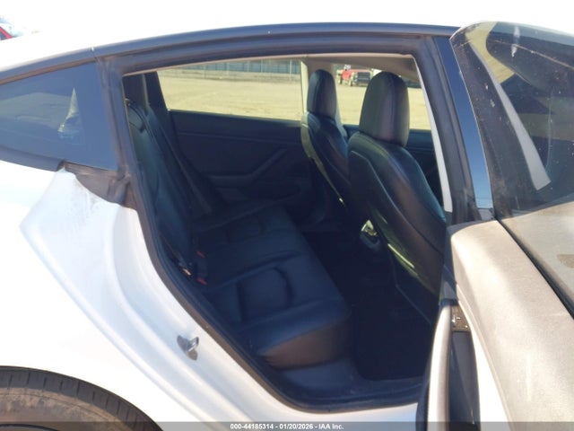 2018 TESLA MODEL 3 5YJ3E1EA6JF038731 Photo 7