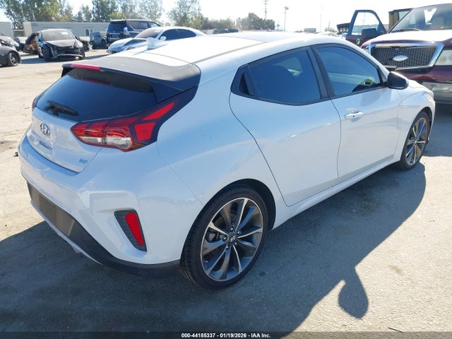 Hyundai Veloster 2.0 Premium 2020 KMHTG6AF2LU028731 Image 4