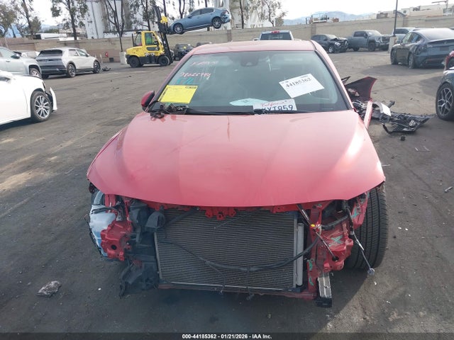 4T1B61HK3KU273931 Toyota CAMRY XSE