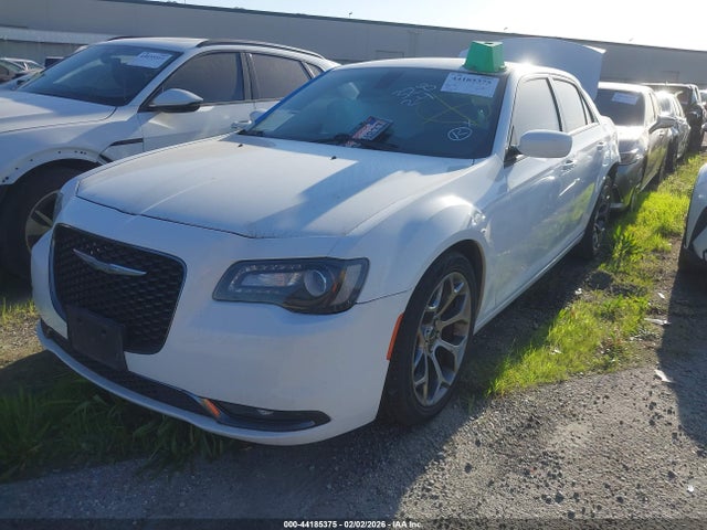 2C3CCABG9JH214247 Chrysler 300 300s