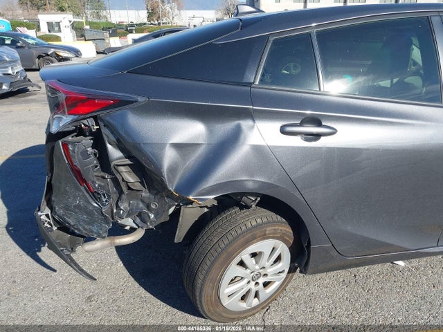 JTDKBRFU7G3001365 Toyota Prius Two