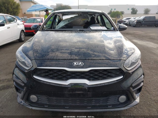 3KPF24AD7LE209289 KIA Forte Lxs