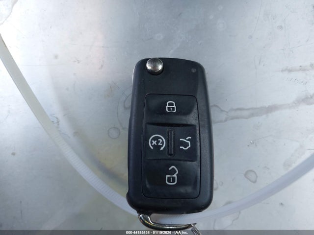 44185438 :رقم المزاد ، 1VWCT7A39EC072100 vin ، 2014 Volkswagen Passat Sel مزاد بيع
