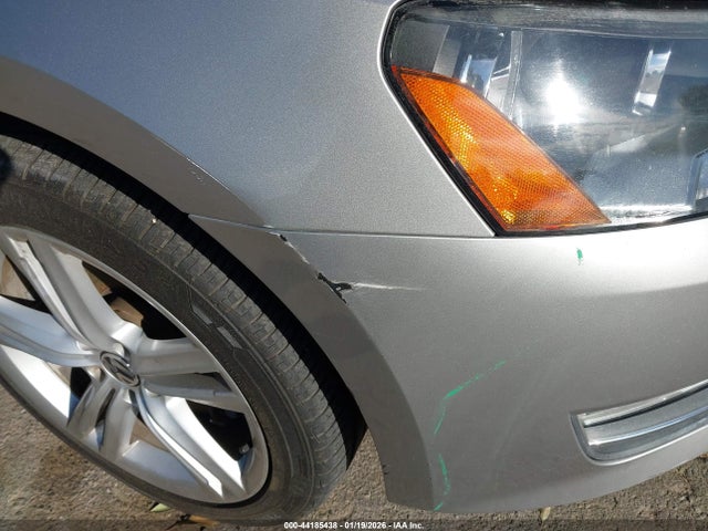 44185438 :رقم المزاد ، 1VWCT7A39EC072100 vin ، 2014 Volkswagen Passat Sel مزاد بيع