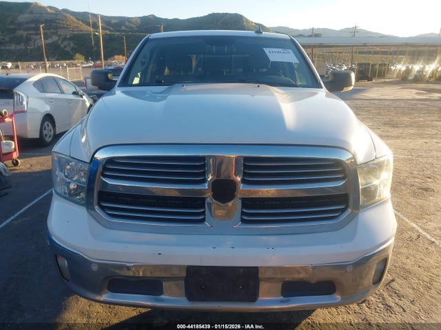 3C6RR6LT9HG687452 RAM 1500 Big Horn 4x2 5&#039;7 Box