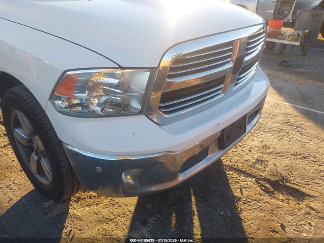 3C6RR6LT9HG687452 RAM 1500 Big Horn 4x2 5&#039;7 Box