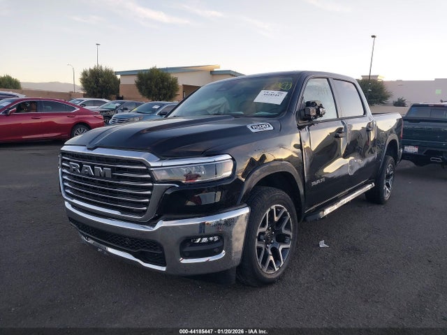 1C6RREJP3SN674081 RAM 1500 Laramie 4x2 5&#039;7 Box