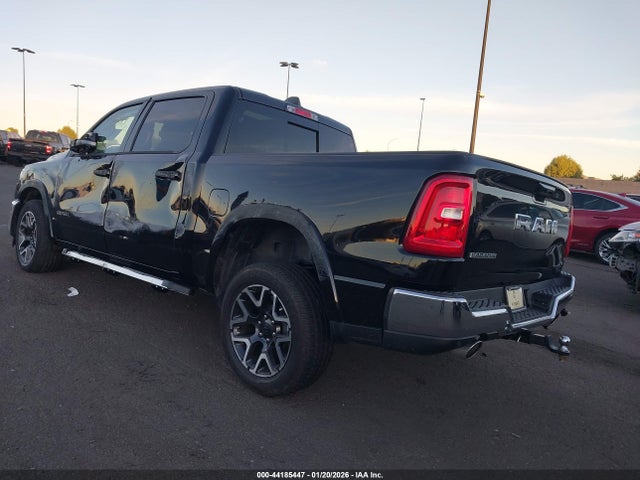 1C6RREJP3SN674081 RAM 1500 Laramie 4x2 5&#039;7 Box