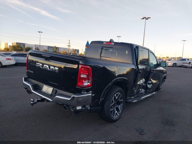 1C6RREJP3SN674081 RAM 1500 Laramie 4x2 5&#039;7 Box