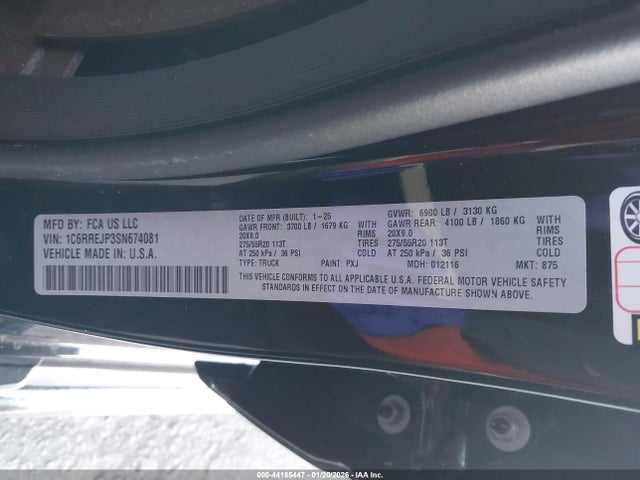 1C6RREJP3SN674081 RAM 1500 Laramie 4x2 5&#039;7 Box