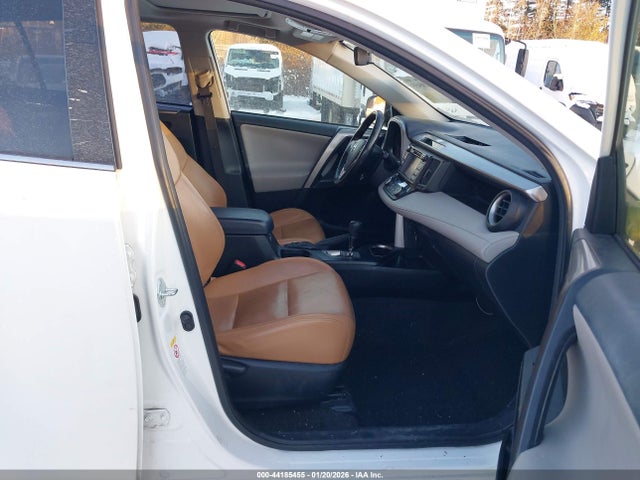 JTMRJREV1JD198272 Toyota Rav4 Hybrid Xle