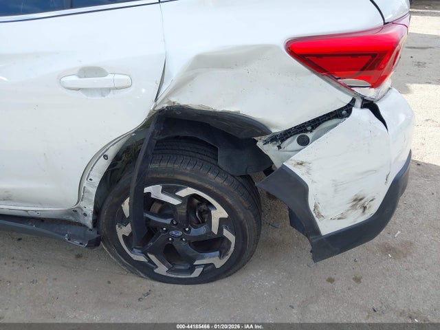 JF2GTHNC8M8217411 Subaru Crosstrek Limited