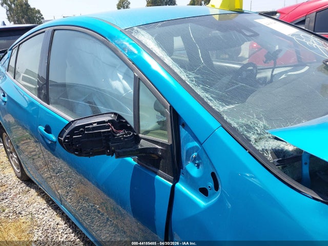 Toyota Prius Prime Advanced 2017 JTDKARFP9H3036617 Image 14
