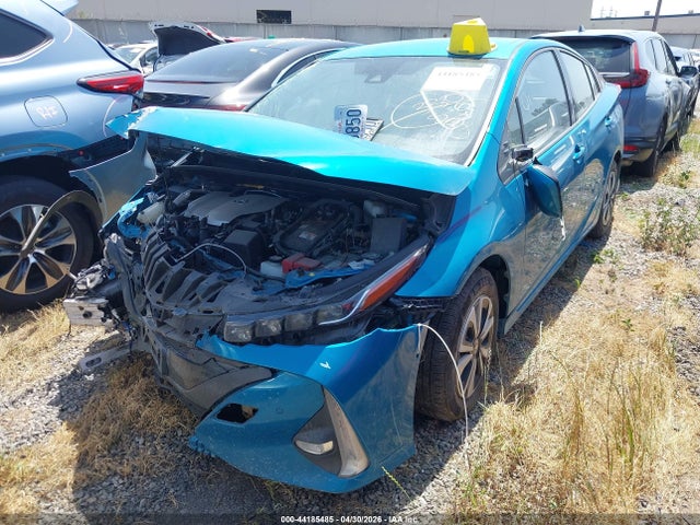 Toyota Prius Prime Advanced 2017 JTDKARFP9H3036617 Image 2