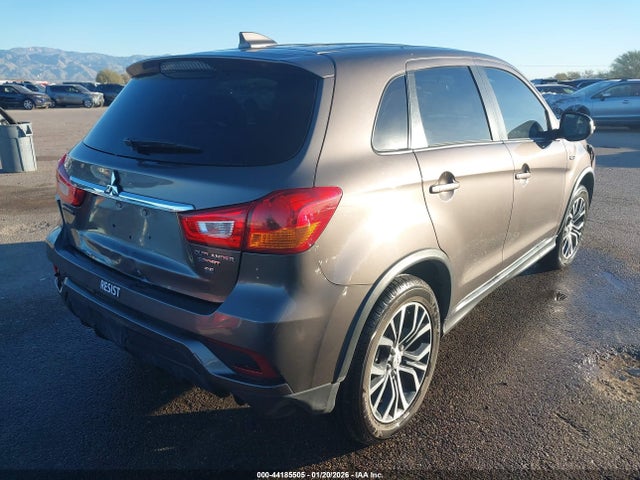 2018 MITSUBISHI OUTLANDER SPORT JA4AP3AWXJZ009932 Photo 3